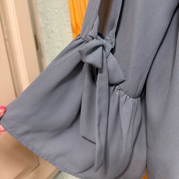 Gorgeous LOFT Blue 3/4 Sleeve Tie Front Blouse - Picture 2 of 7